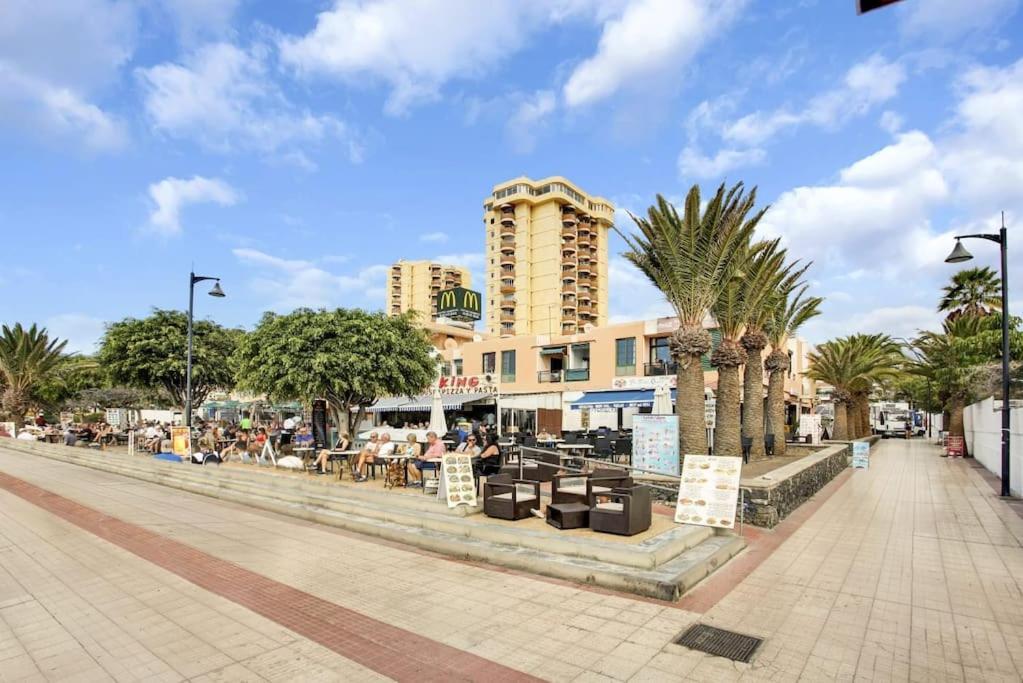 Studio In Torres Del Sol Griffin Near The Beach Arona  Extérieur photo